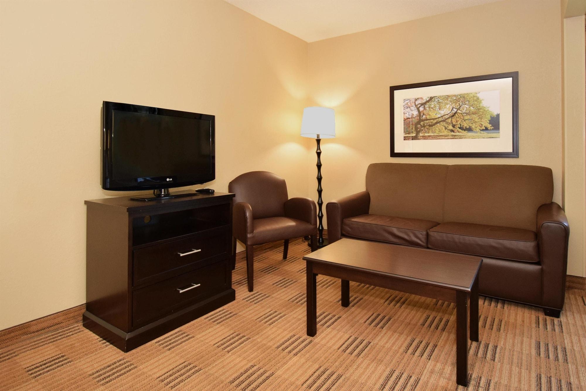 Extended Stay America Select Suites - Rockford - State Street Екстериор снимка
