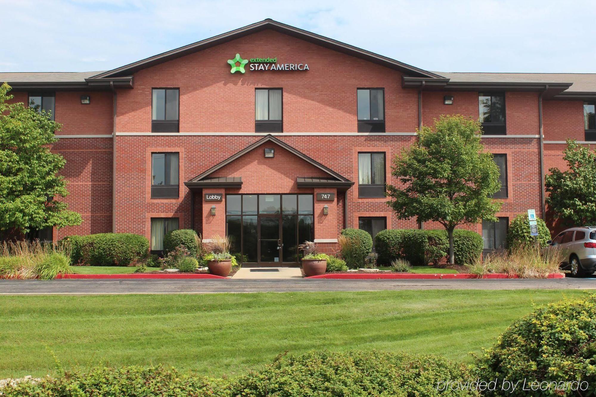 Extended Stay America Select Suites - Rockford - State Street Екстериор снимка
